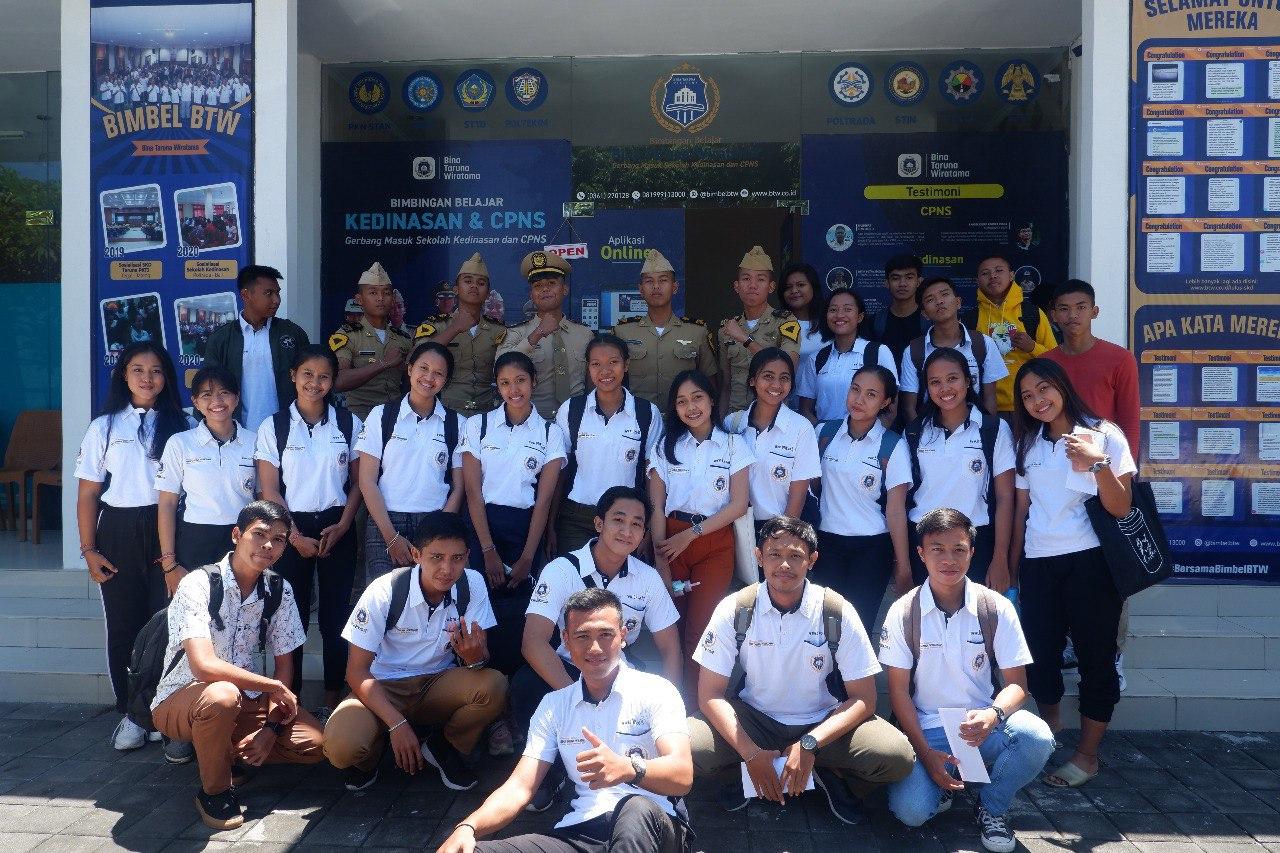 sekolah kedinasan terbaik