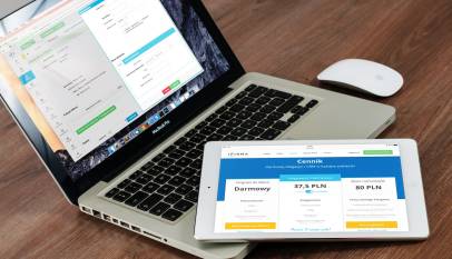 apple desk laptop macbook